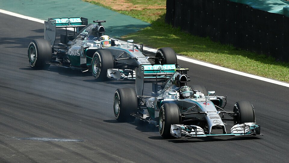 Lewis Hamilton reist mit einem Vorsprung von 17 Punkten zum Finale nach Abu Dhabi, Foto: Sutton