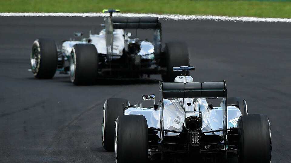 Wer holt sich den Titel, Rosberg oder Hamilton?, Foto: Sutton