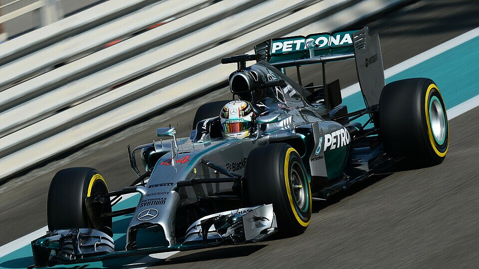 Lewis Hamilton hat ein erstes Ausrufezeichen gesetzt, Foto: Sutton
