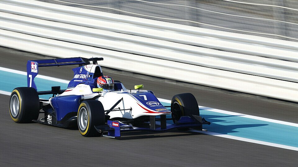 Dean Stoneman setzt sich im Hauptrennen der GP3 in Abu Dhabi durch, Foto: GP3 Series