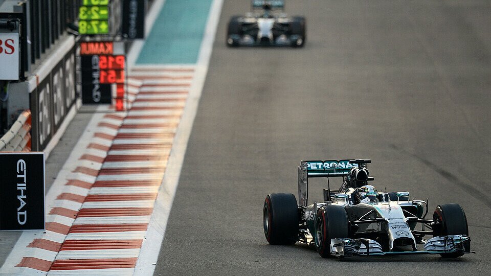 Hamilton setzte sich gegen Rosberg durch, Foto: Sutton