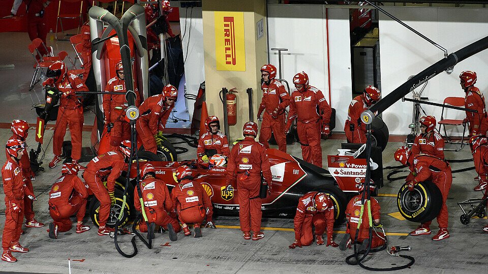 Ferrari ist am Schluss das beste Team, Foto: Sutton