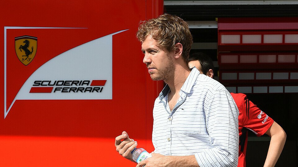 Sebastian Vettel schaute bei Ferrari vorbei, Foto: Sutton