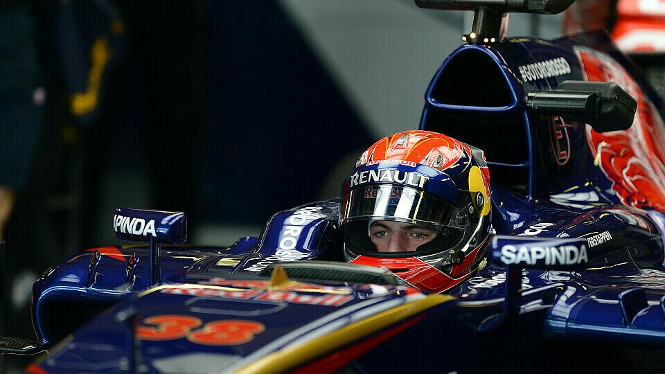 Max Verstappen wechselt die Nummer an seinem Toro Rosso, Foto: Sutton