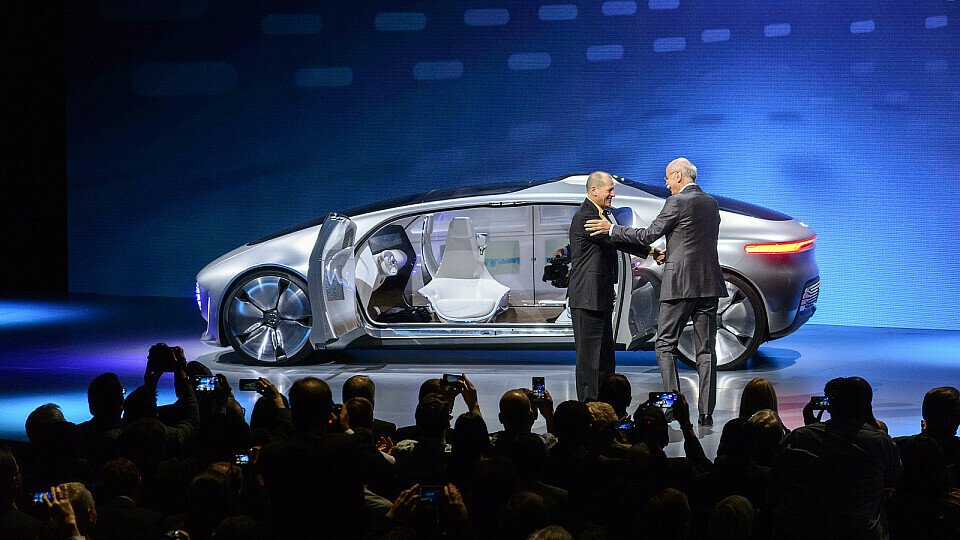 Laut Mercedes könnte der F 015 schon das Auto der Zukunft sein, Foto: Daimler AG
