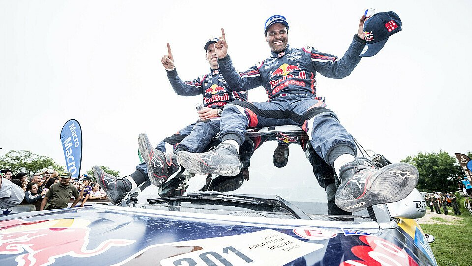Nasser Al-Attiyah triumphiert im MINI ALL4 Racing, Foto: Red Bull
