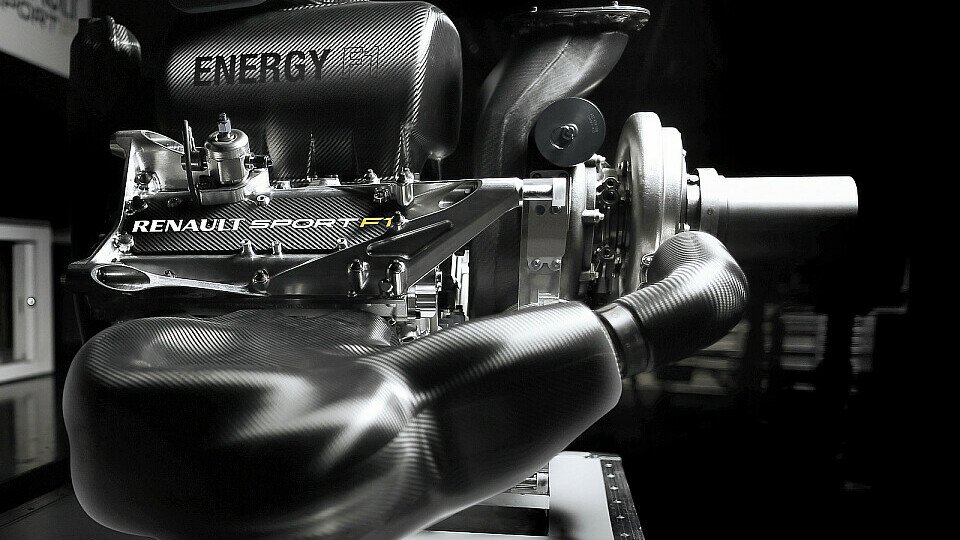 Renault feuert den neuen Motor im R.S.18 an, Foto: Renault Sport F1