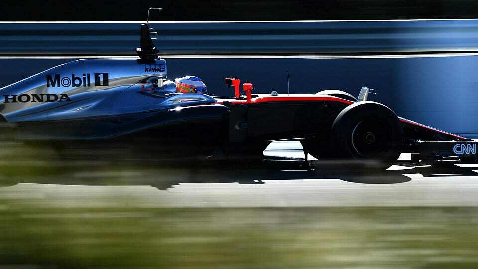 Sieht schneller aus, als er ist: Der McLaren-Honda, Foto: Sutton