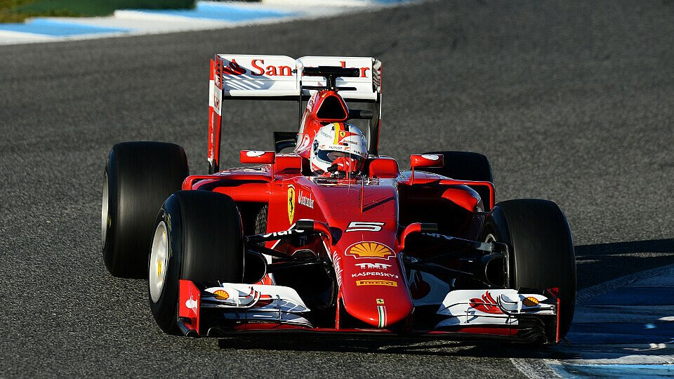 Auch bei Ferrari setzt Vettel auf seine Glücksbringer, Foto: Sutton