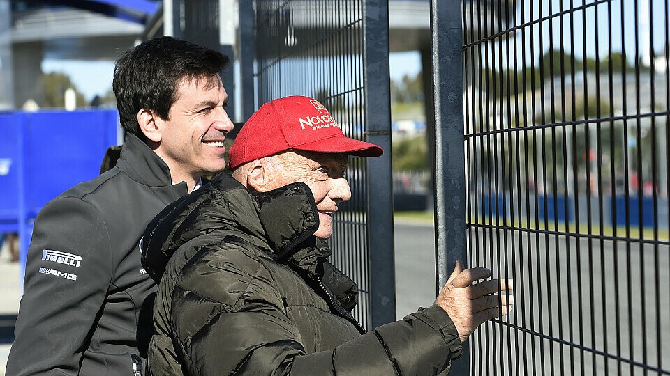 Toto Wolff gemeinsam mit Niki Lauda, Foto: Sutton