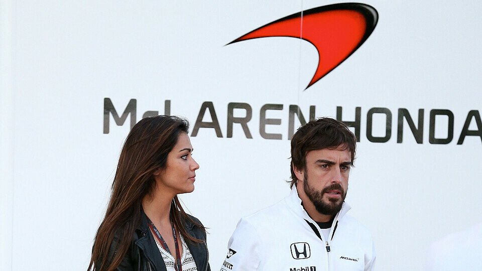Lara Alvarez und Fernando Alonso, Foto: Sutton