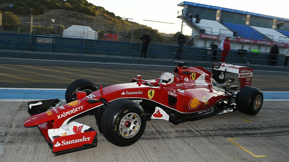 Sebastian Vettel greift dieses Jahr mit Ferrari in der Formel 1 an, Foto: Sutton