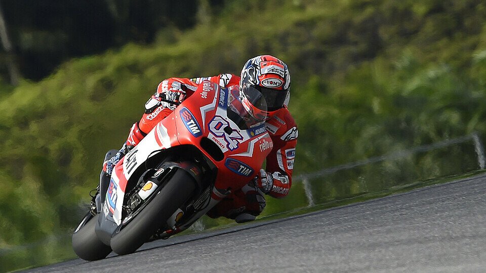 Andrea Dovizioso zeigte bereits am ersten Testtag der Saison 2015 ansprechendes Tempo, Foto: Ducati