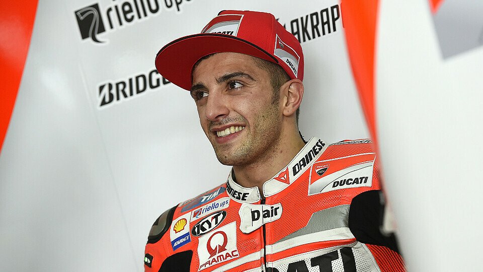 Andrea Iannone ist zum Lachen zumute, Foto: Ducati
