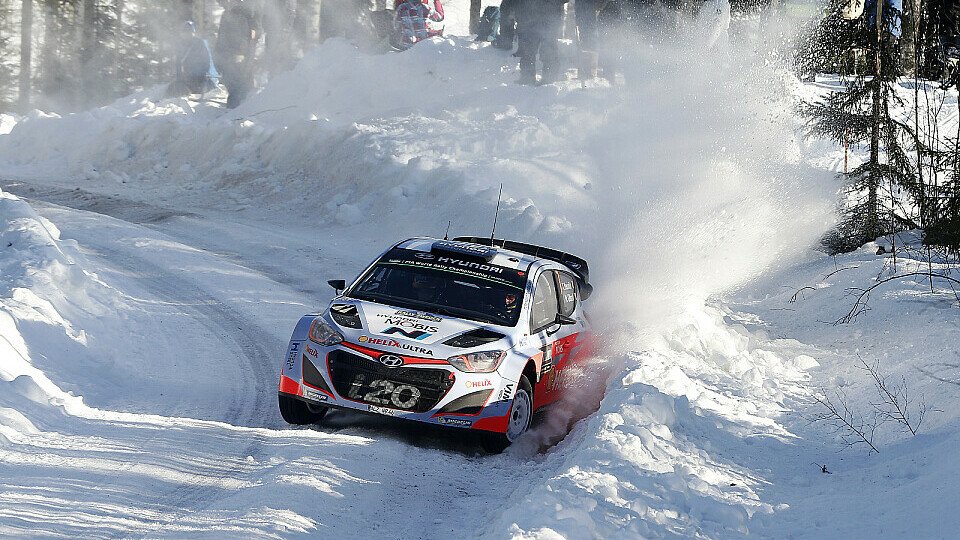 Thierry Neuville liegt vor dem Finaltag an der Spitze, Foto: Hyundai
