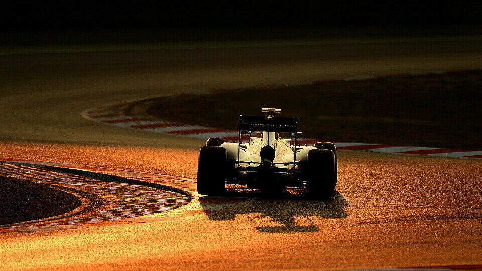 Wird Fernando Alonso in Malaysia tatsächlich starten?, Foto: Sutton
