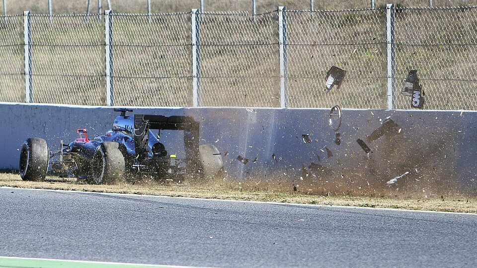 Alonsos Unfall in Barcelona sorgte noch unter der Woche für Wirbel, Foto: Sutton