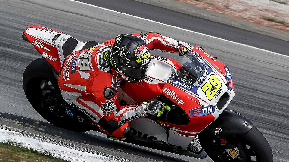 Andrea Iannone startete auf der GP15 gleich voll durch, Foto: Ducati