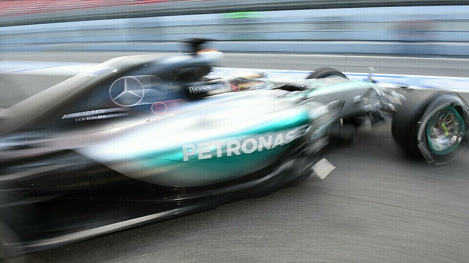 Mercedes hatte trotz starker Rundenzeiten mit Problemen zu kämpfen, Foto: Sutton