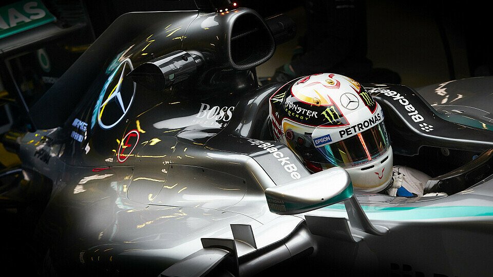 Lewis Hamilton musste seinen Mercedes nach 48 Runden abstellen, Foto: Mercedes-Benz