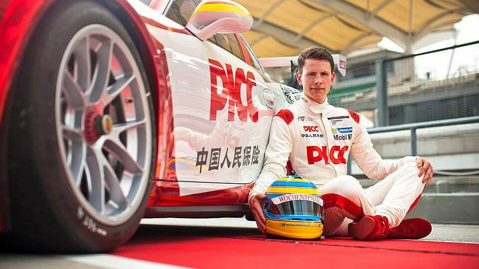 Nico Menzel startet für das Team StarChase im Porsche Carrera Cup Asia, Foto: StarChase