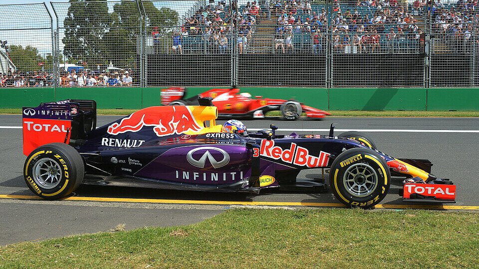 Bullen-Schock: Nach Platz sieben von Daniel Ricciardo wächst der Druck auf Renault, Foto: Sutton