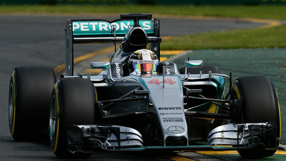 Lewis Hamilton an der Spitze, Foto: Sutton