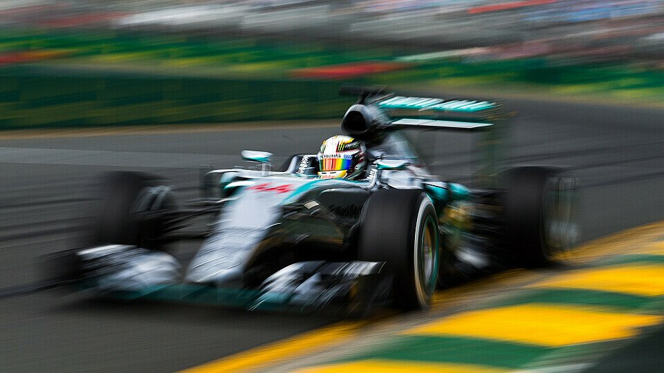Lewis Hamilton startet von der Pole Position, Foto: Sutton