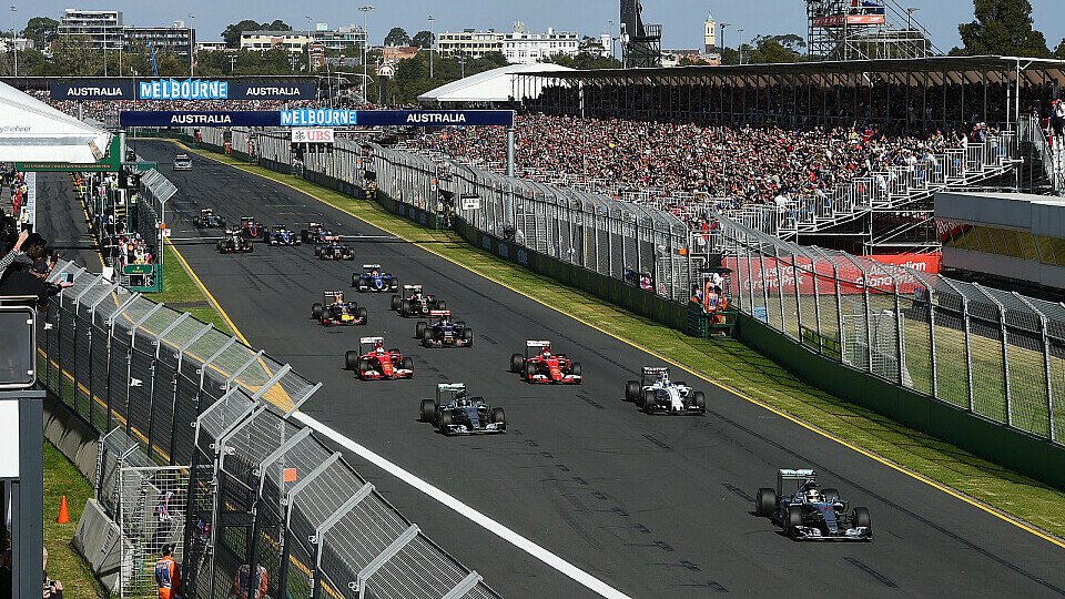 Australien GP 2015: Mini-Grid und Mercedes vorne weg, Foto: Sutton