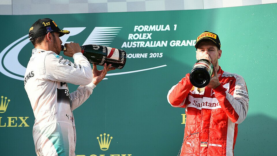 In Australien feierte Vettel mit Hamilton ausgelassen - allerdings nur am Podium, Foto: Sutton