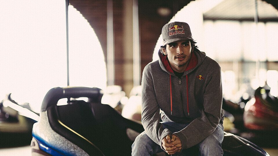 Carlos Sainz fuhr sein allererstes Formel-Rennen in Malaysia, Foto: Red Bull