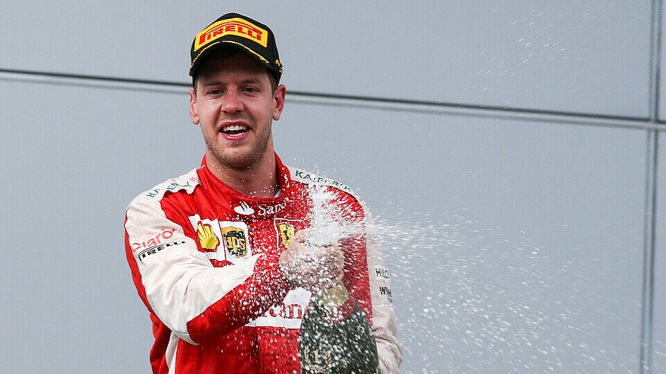 Sebastian Vettel ist der Mann der Stunde, Foto: Sutton