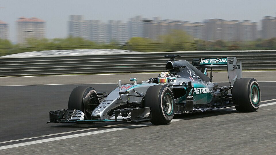 Lewis Hamilton fuhr erneut Bestzeit, Foto: Sutton