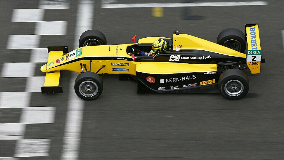Erster Podestplatz für Tim Zimmermann, Foto: ADAC Formel 4