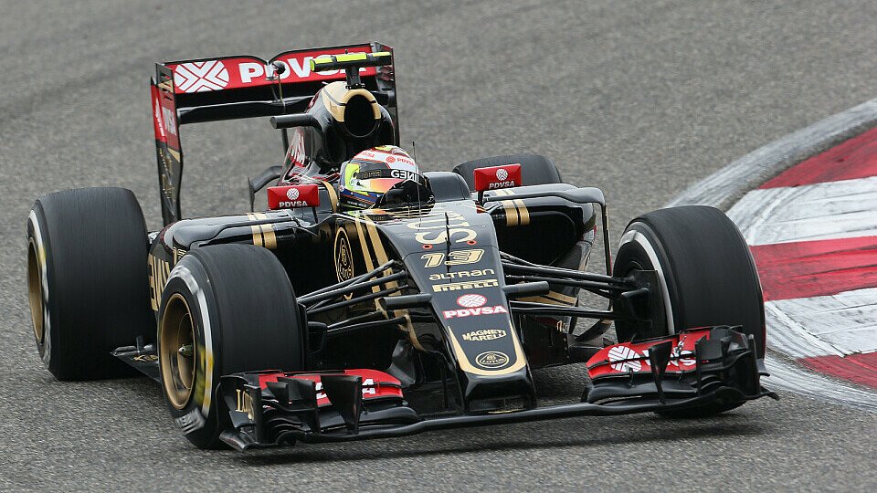Vielleicht waren Pastor Maldonados Fehler auf den eher kleinen Flügel am Lotus zurückzuführen, Foto: Sutton