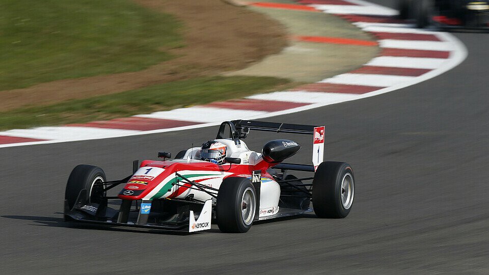 Felix Rosenqvist erwischte einen idealen Start in die Saison, Foto: Formel 3 EM