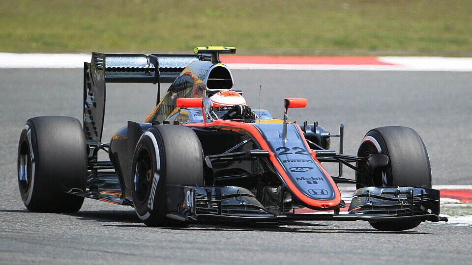 Leichte Enttäuschung bei Jenson Button und McLaren-Honda, Foto: Sutton