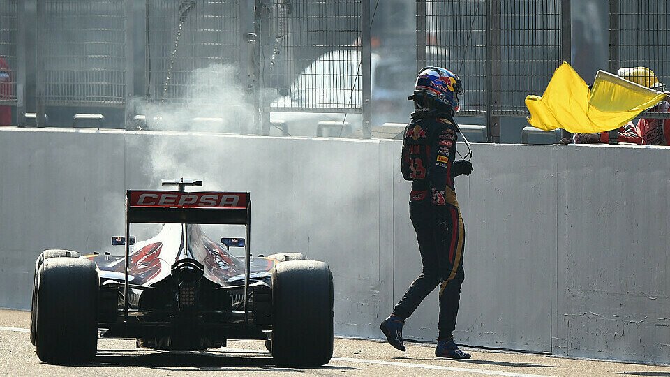 Rauch in Bahrain der nächste Renault-Motor ab?, Foto: Sutton