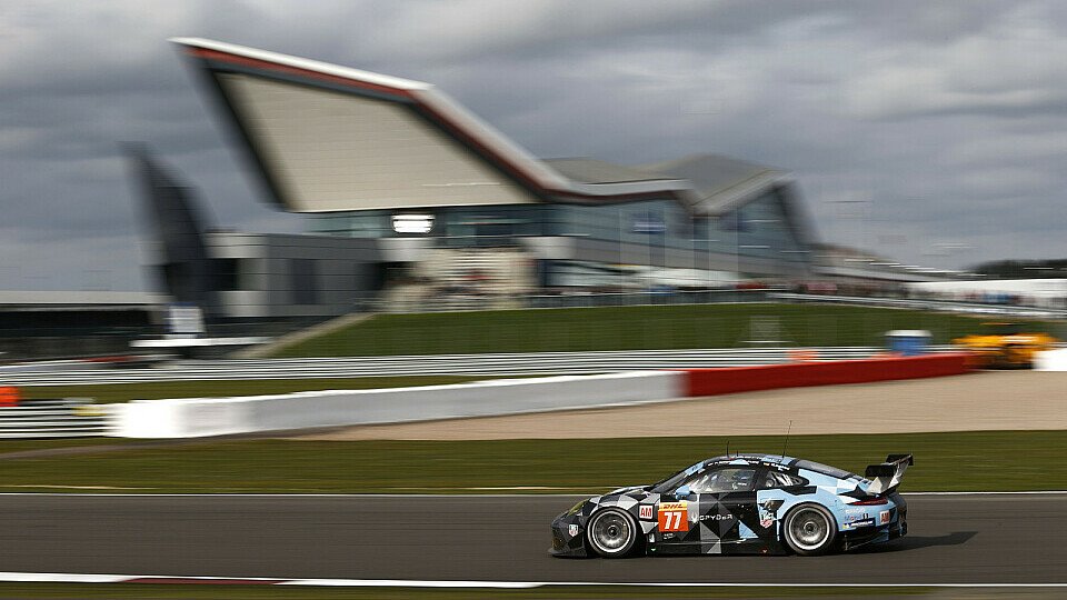 Marco Seefried und seine Teamkollegen legten in Silverstone eine gute Basis, Foto: Porsche