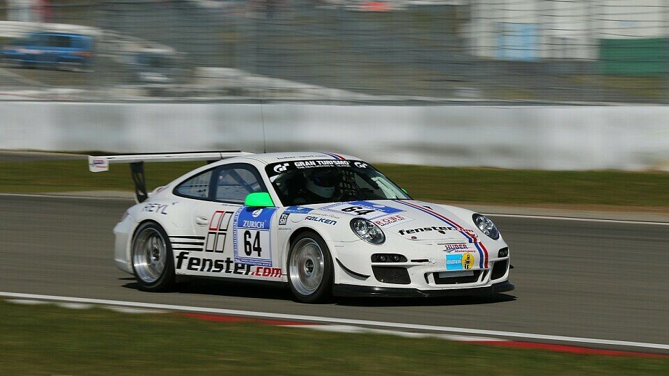 Einer der beiden Huber-Porsche beim 24h-Qualifikationsrennen, Foto: Patrick Funk