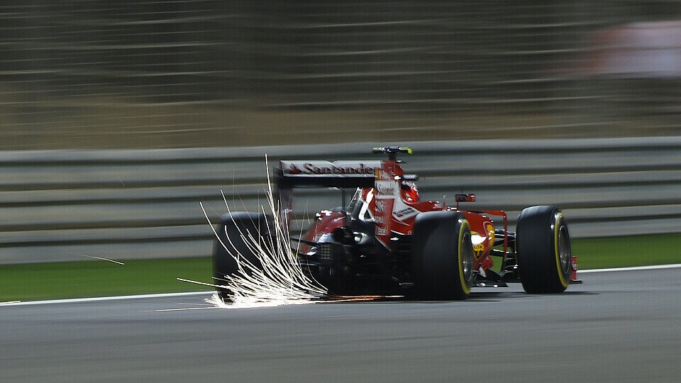 Eindrucksvoll: Kimi Räikkönen beim Training in Bahrain, Foto: Sutton