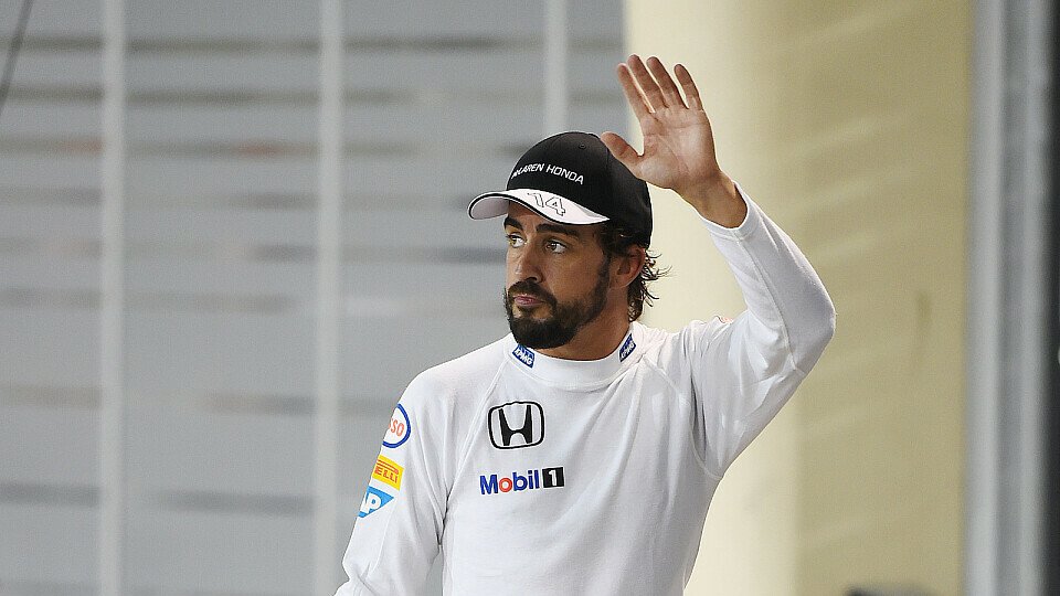 Alonso wechselte trotz eines laufenden Vertrags zu McLaren, Foto: Sutton