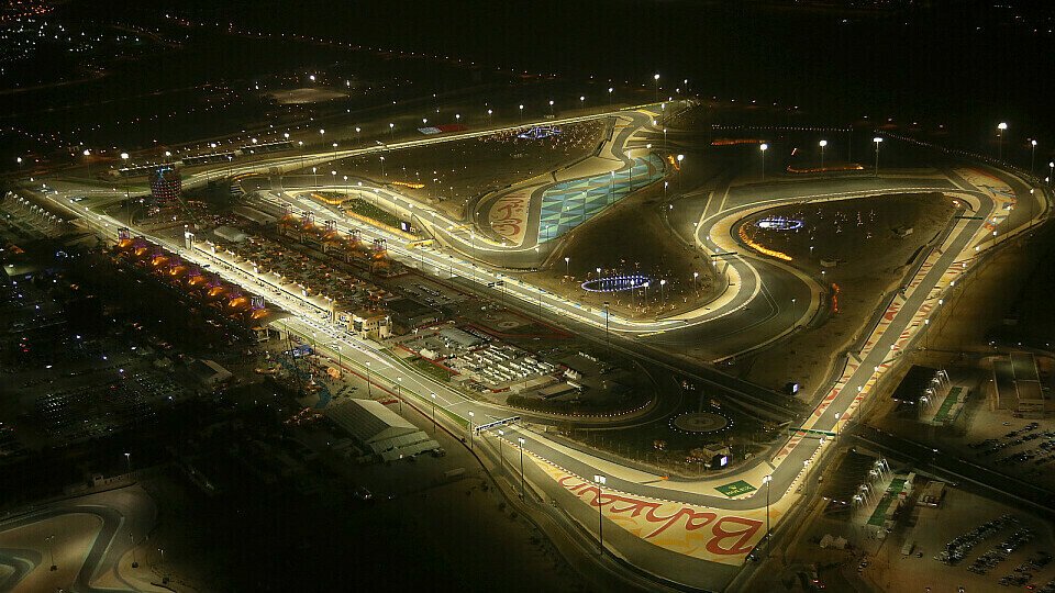 Der Bahrain International Circuit gefällt besonders bei Nacht, Foto: Sutton