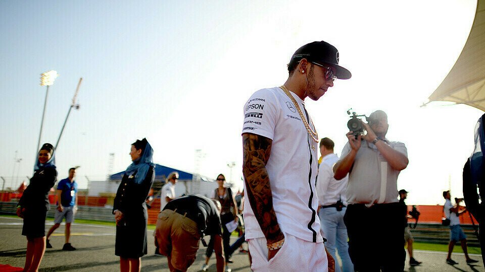 Lewis Hamilton hat die Vertragsverlängerung noch nicht unterzeichnet, Foto: Sutton