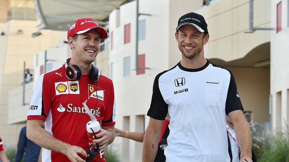 Sebastian Vettel könnte in Jenson Buttons Augen auf jeden Fall weiter Ferrari fahren, Foto: Sutton