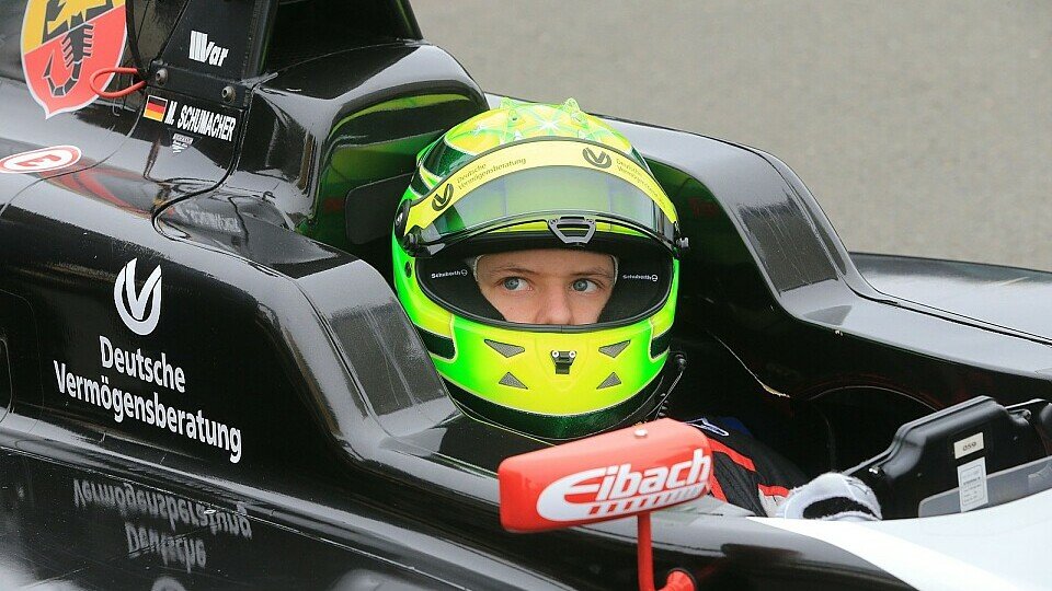 Mick Schumacher fährt heute sein erstes Training in der Formel 4, Foto: DVAG