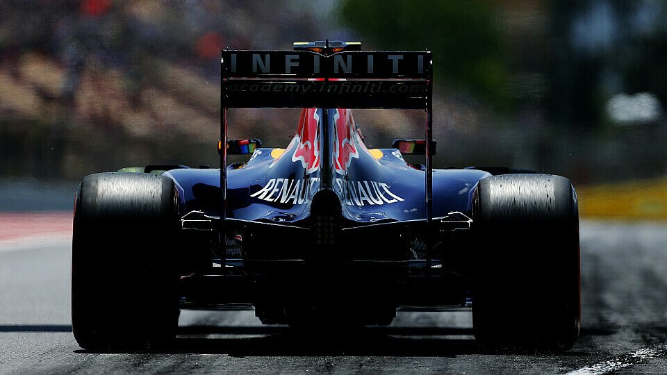 Red Bull hat bereits den vierten Motor im Heck, Foto: Sutton