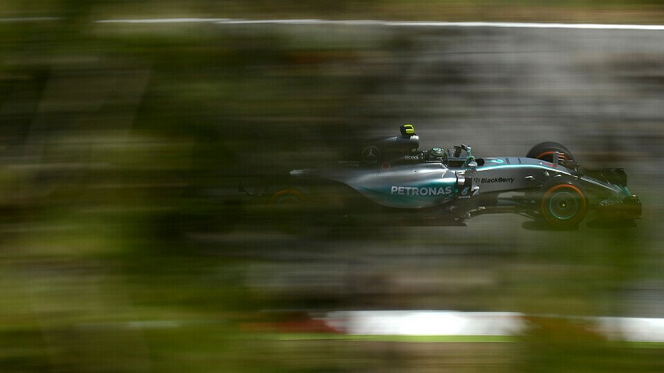 Nico Rosberg geht von der Pole Position ins Rennen, Foto: Sutton