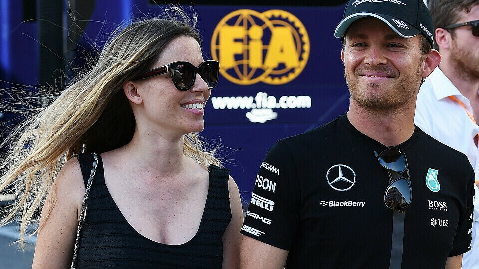 Die Rosbergs freuen sich über Nachwuchs, Foto: Mercedes-Benz