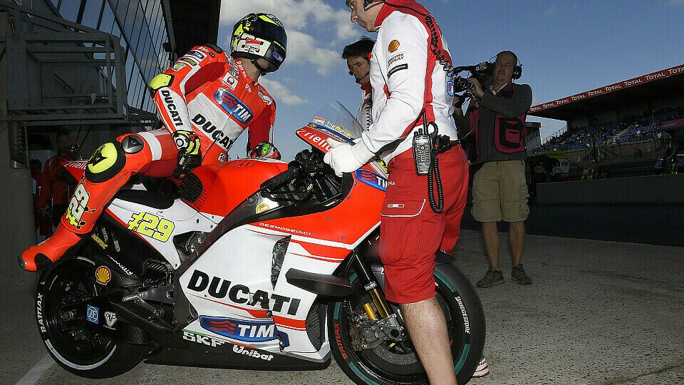 Andrea Iannone erwartet zwei Tage voller Schmerzen, Foto: Ducati
